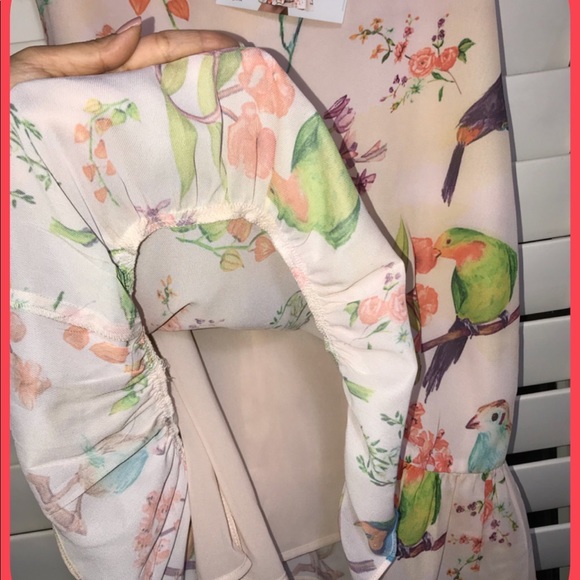 🦋💐Beautiful Beautiful Peach w/ Multi Print 💐🦋 - Picture 6 of 8